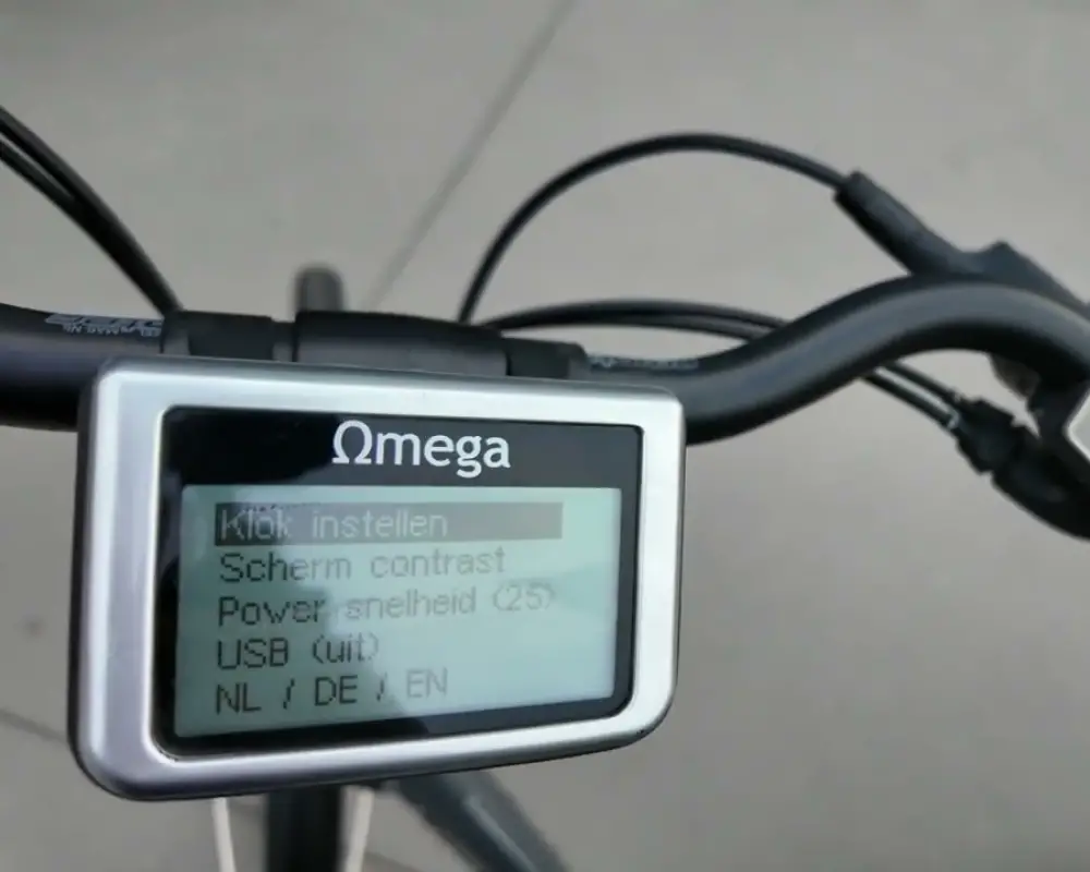 Verzetten van de tijd op een RIH Omega display